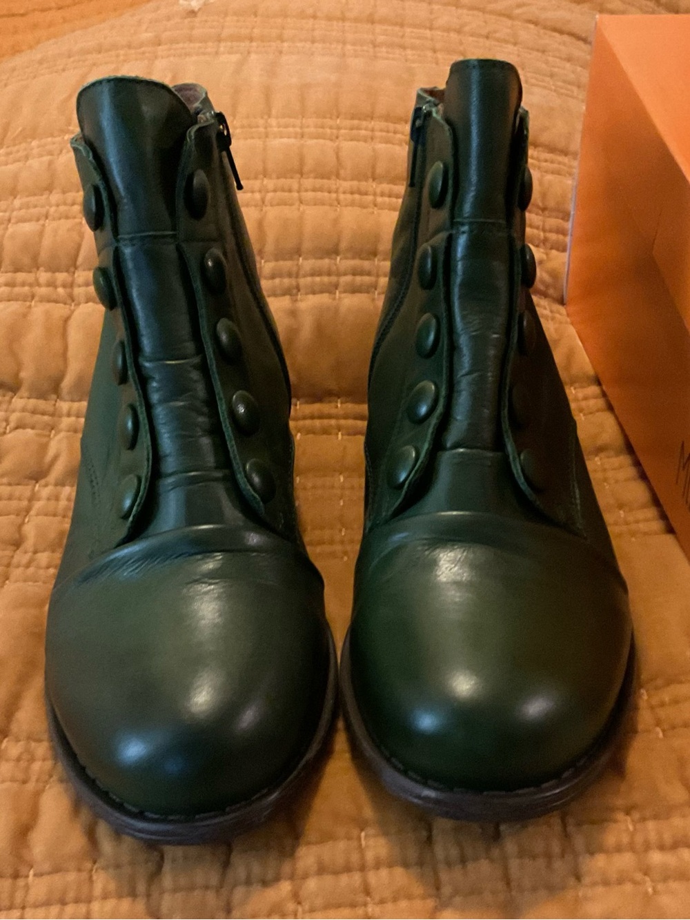 NWT Miz Mooz leather boots, beautiful deep green, buttons down the front